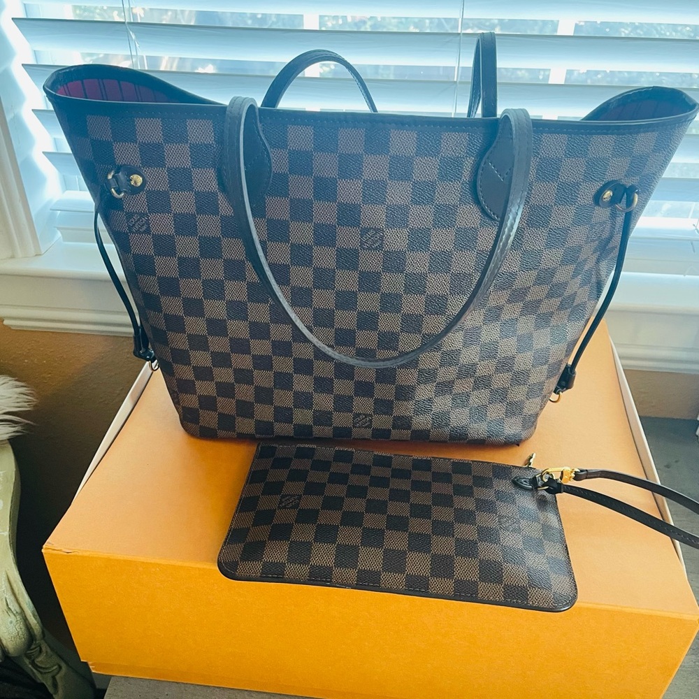 Louis Vuitton Neverfull mm Damier Ebene
